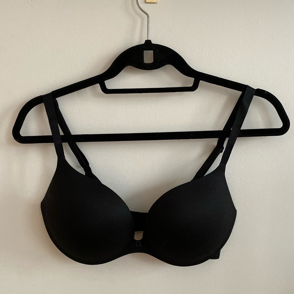 Victoria’s Secret Black Plunge Push-Up Bra